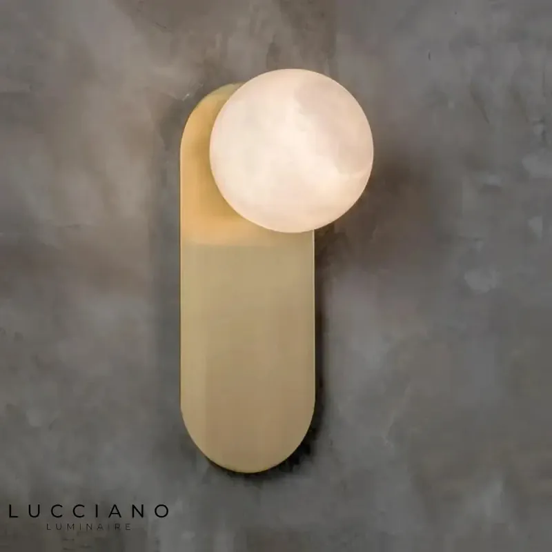 Chic and elegant Nordic design wall light.