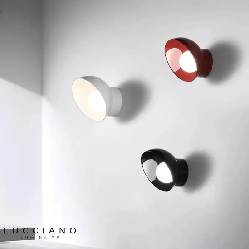 Small elegant contemporary design wall light