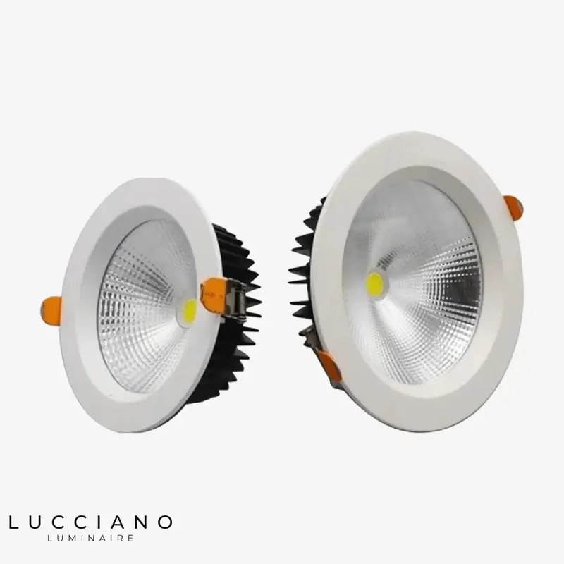 White round recessed aluminium spotlight