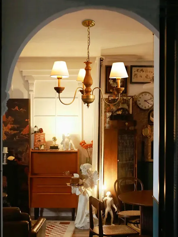 Wrought Iron Indoor\\/Outdoor Hanging Chandelier
