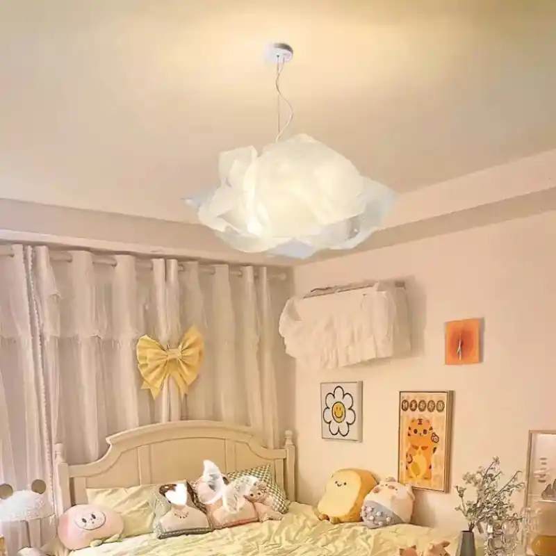 Romantic floral chandelier for a child's bedroom