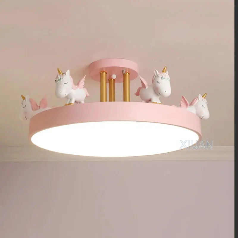 Children's horse-themed chandelier for boys' or girls' bedrooms