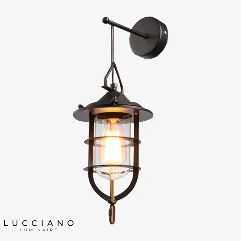 Vintage design wall lamp