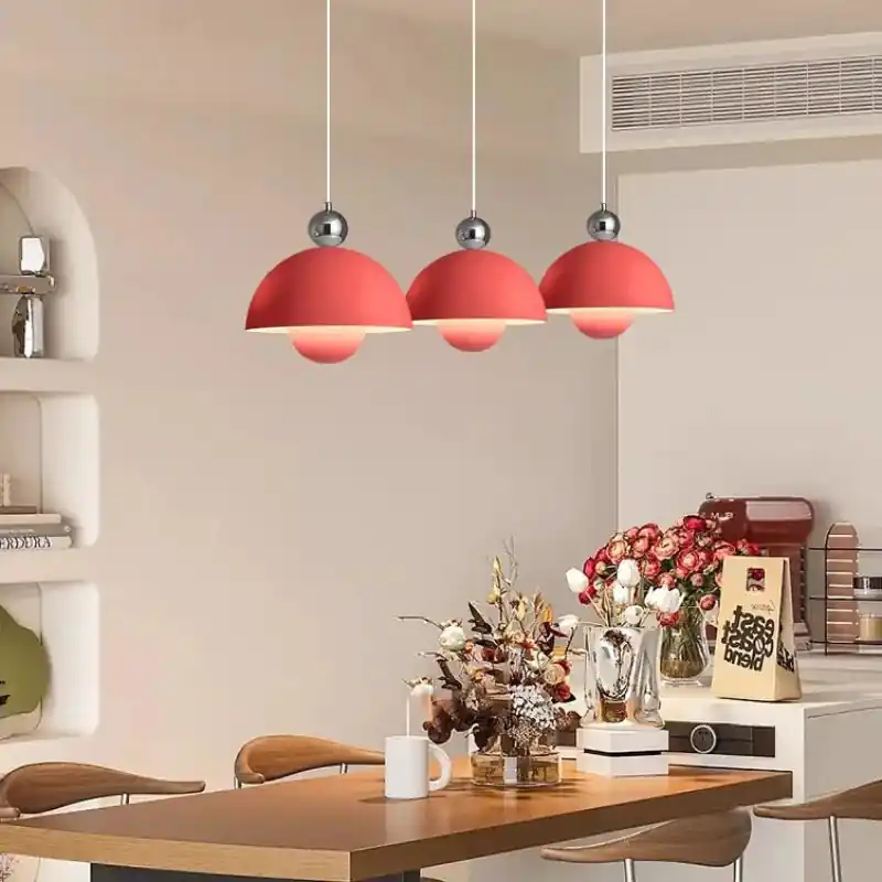 Modern chandelier for an elegant ambiance