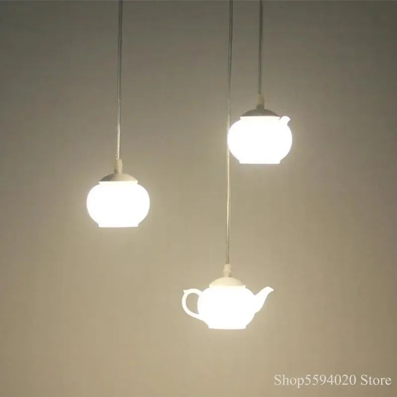 Elegant and airy metal pendant light