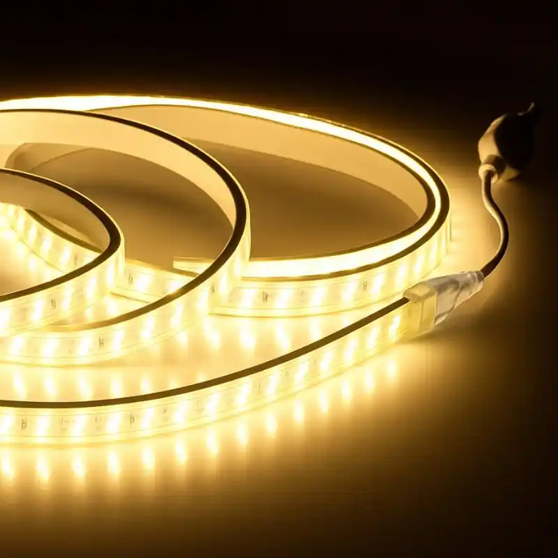 Ruban LED 220V Recoupable IP65 2835 180LED\\/m Triple Rangée (vendu sur mesure au mètre)