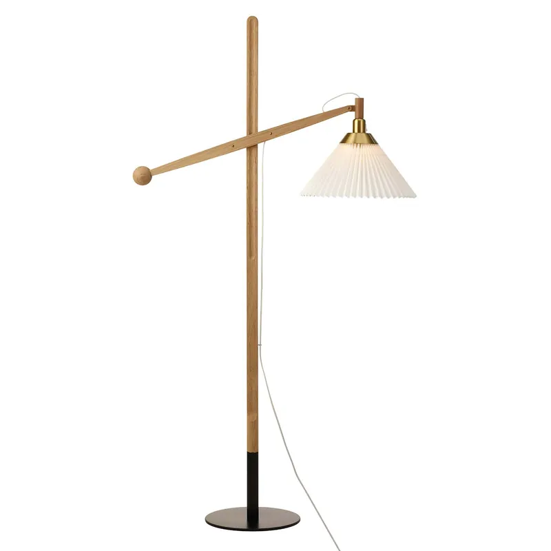 MASTERPIECES 325 - Stehlampe aus Holz und Weiß, handgefertigtes plissiertes Papier