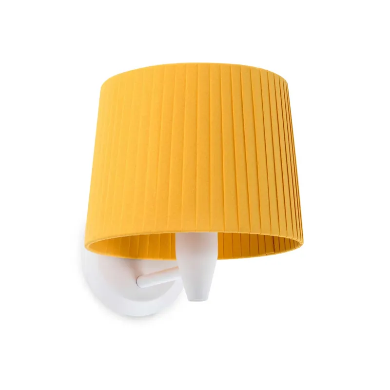 Samba - Moderne Wandleuchte aus Stoff für Wohnzimmer und Schlafzimmer