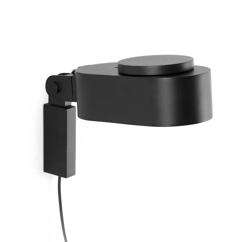 Inviting - Office wall sconce with dimmable LED