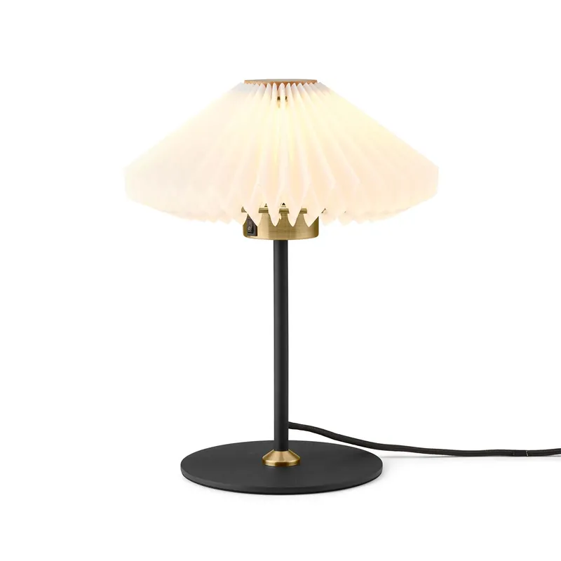 PARIS - Lámpara de mesa con pantalla plisada chic y diseño