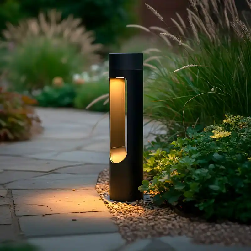Utomhus LED-ljuspunkt "Corona" 40 cm 10 W 220 VAC 3000 ºK Svart